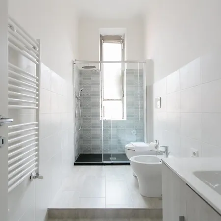 Italianflat - Blue In The Sky * 밀라노