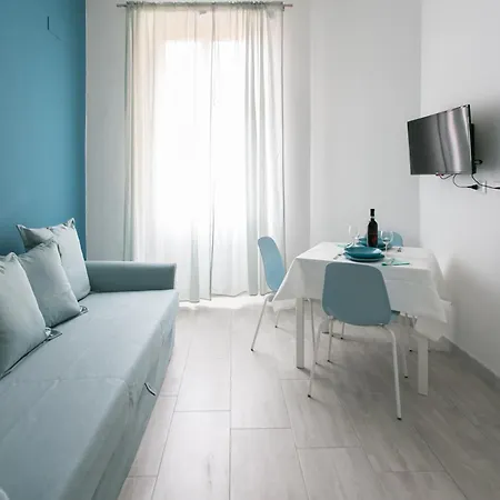 아파트 Italianflat - Blue In The Sky
